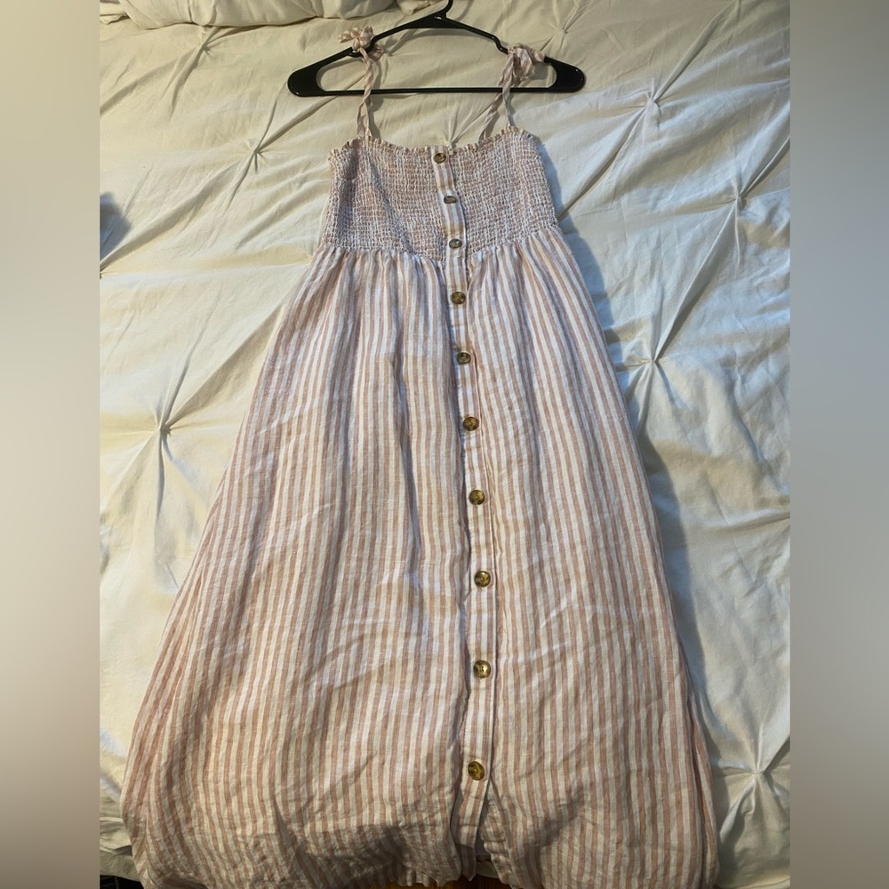 Women’s Gap Linen Dress